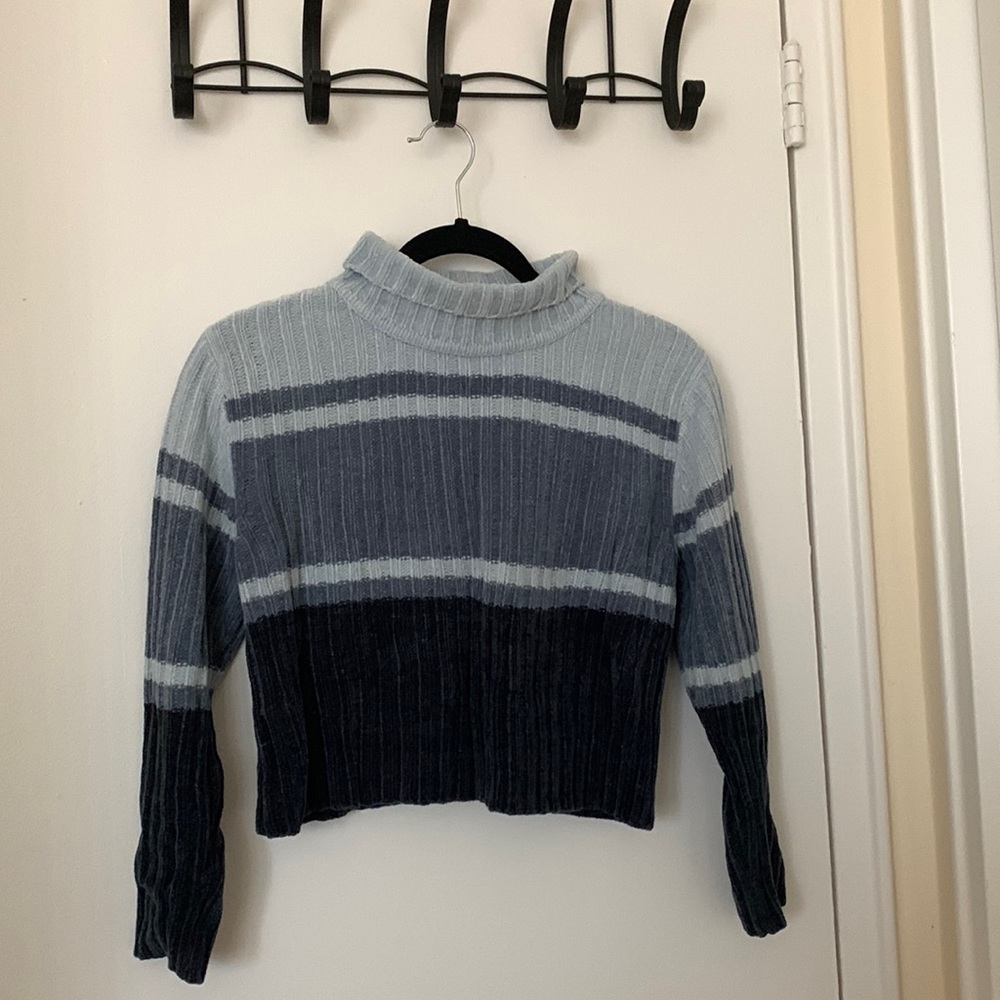 Vintage Soft Blue Turtleneck Sweater - Picture 2 of 4